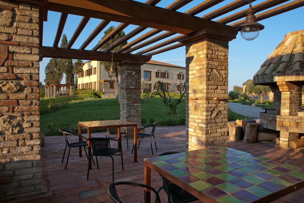 Tuscany Forever Famiglia Apartments Volterra Dış mekan fotoğraf