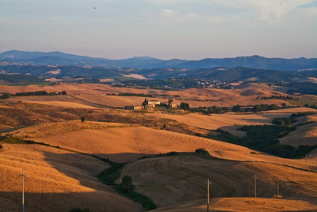 Tuscany Forever Famiglia Apartments Volterra Dış mekan fotoğraf
